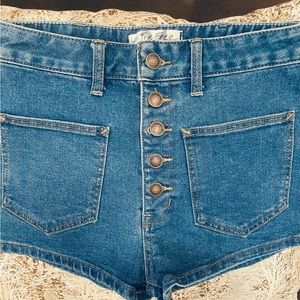 Free People Retro Style Shorts Size 24